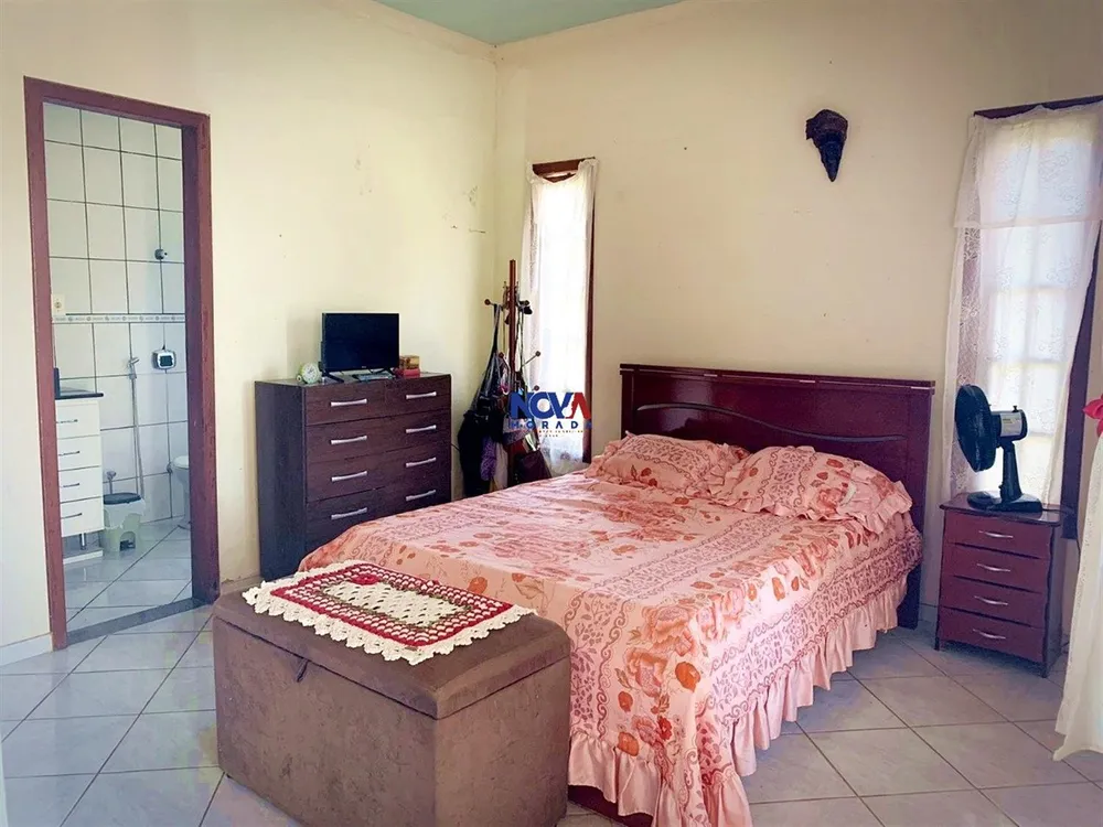 Chácara, 3 quartos, 2008 m² - Foto 1
