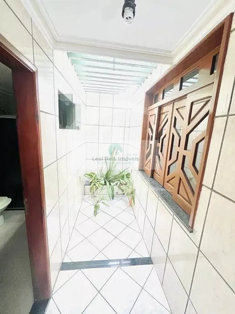 Casa, 5 quartos, 300 m² - Foto 2