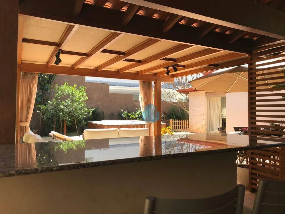 Casa, 4 quartos, 331 m² - Foto 2