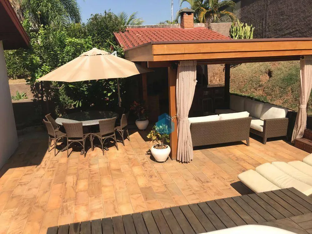 Casa, 4 quartos, 331 m² - Foto 3
