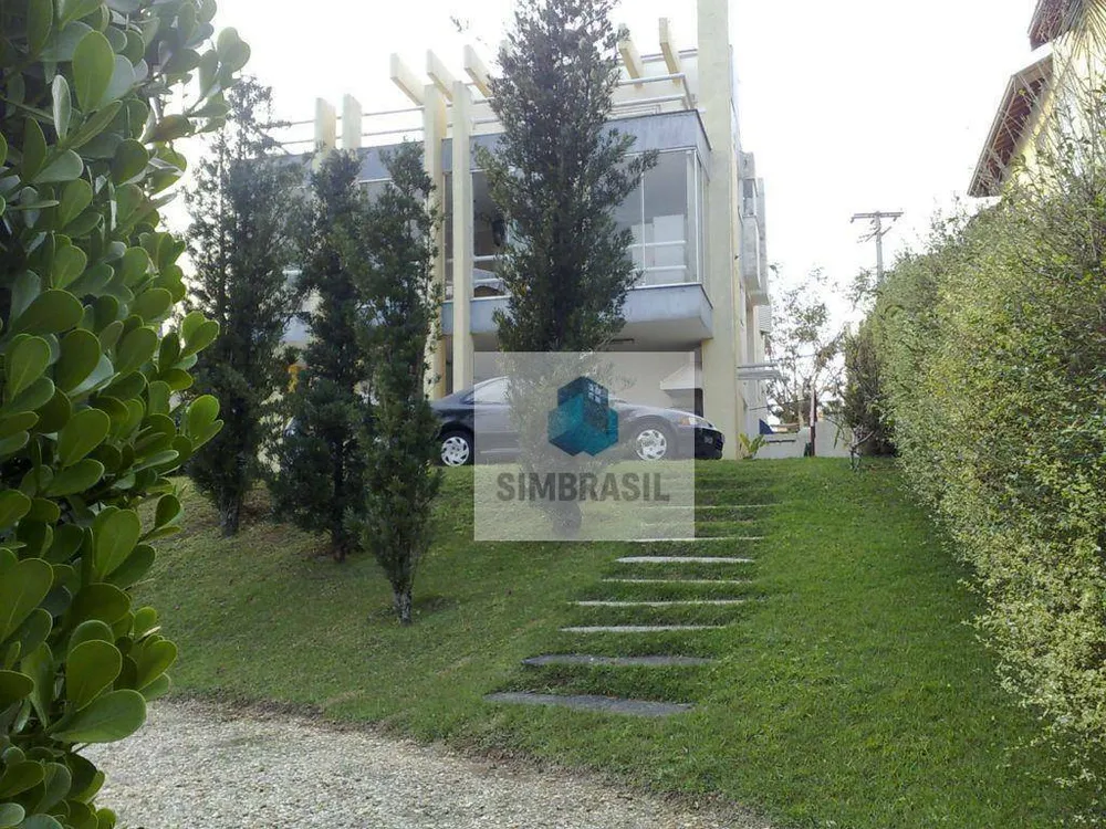 Casa, 3 quartos, 351 m² - Foto 1