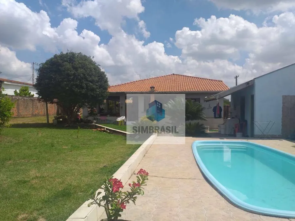 Chácara, 3 quartos, 1000 m² - Foto 1