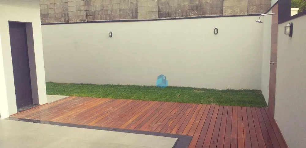 Casa, 3 quartos, 244 m² - Foto 2