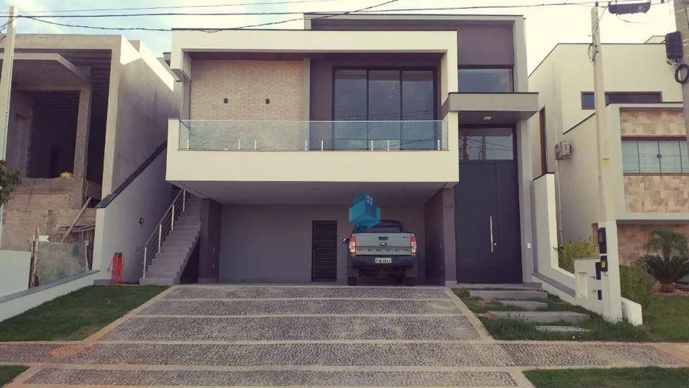 Casa, 3 quartos, 244 m² - Foto 1