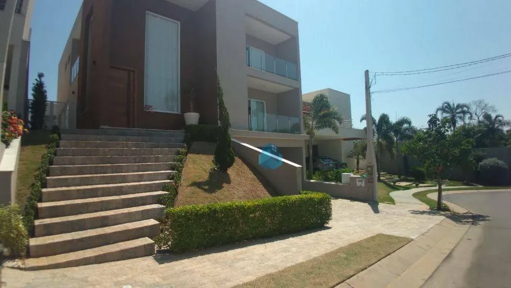 Casa, 4 quartos, 330 m² - Foto 1