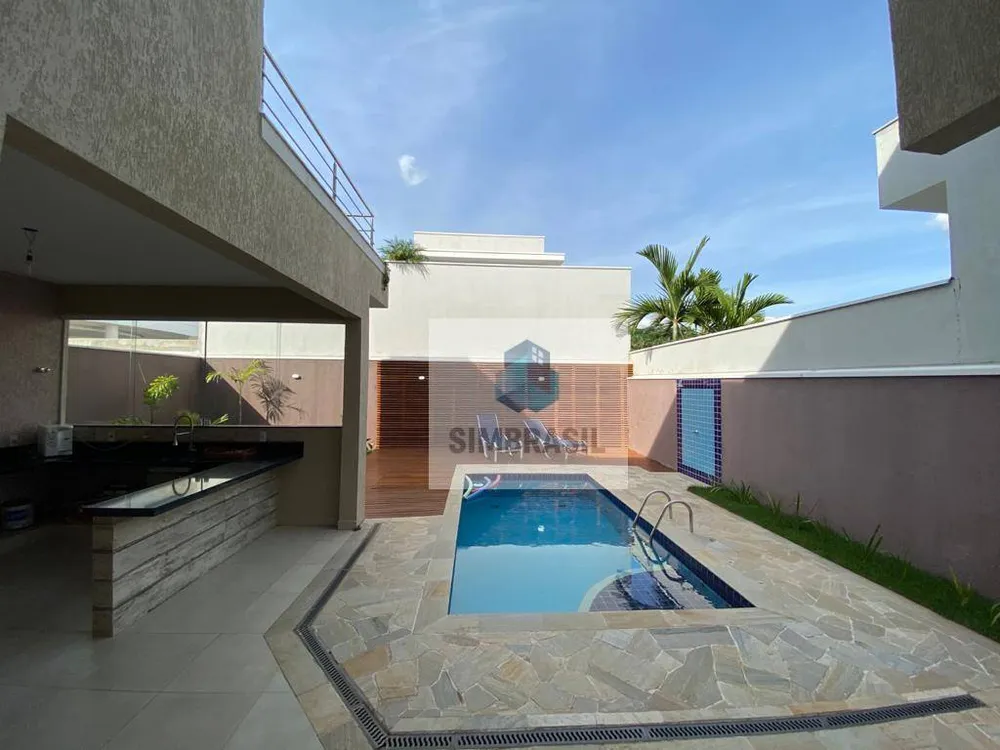 Casa, 3 quartos, 274 m² - Foto 1