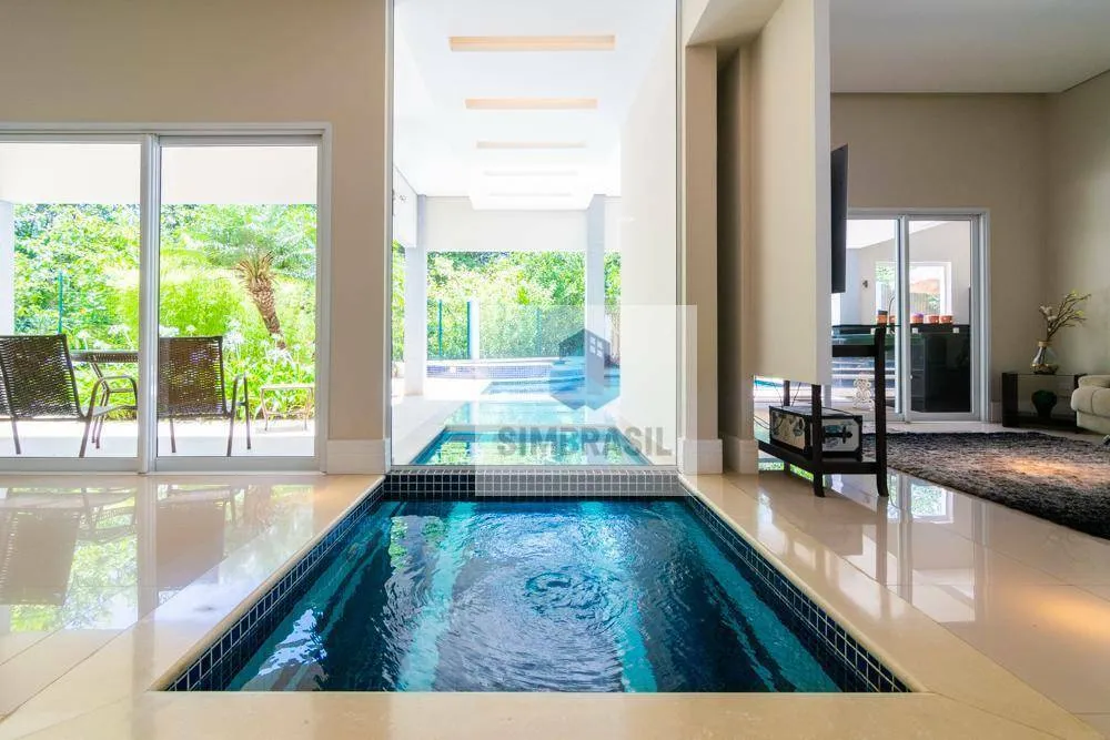 Casa, 4 quartos, 370 m² - Foto 1