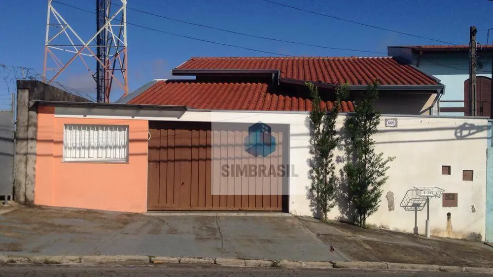 Casa, 3 quartos, 178 m² - Foto 1
