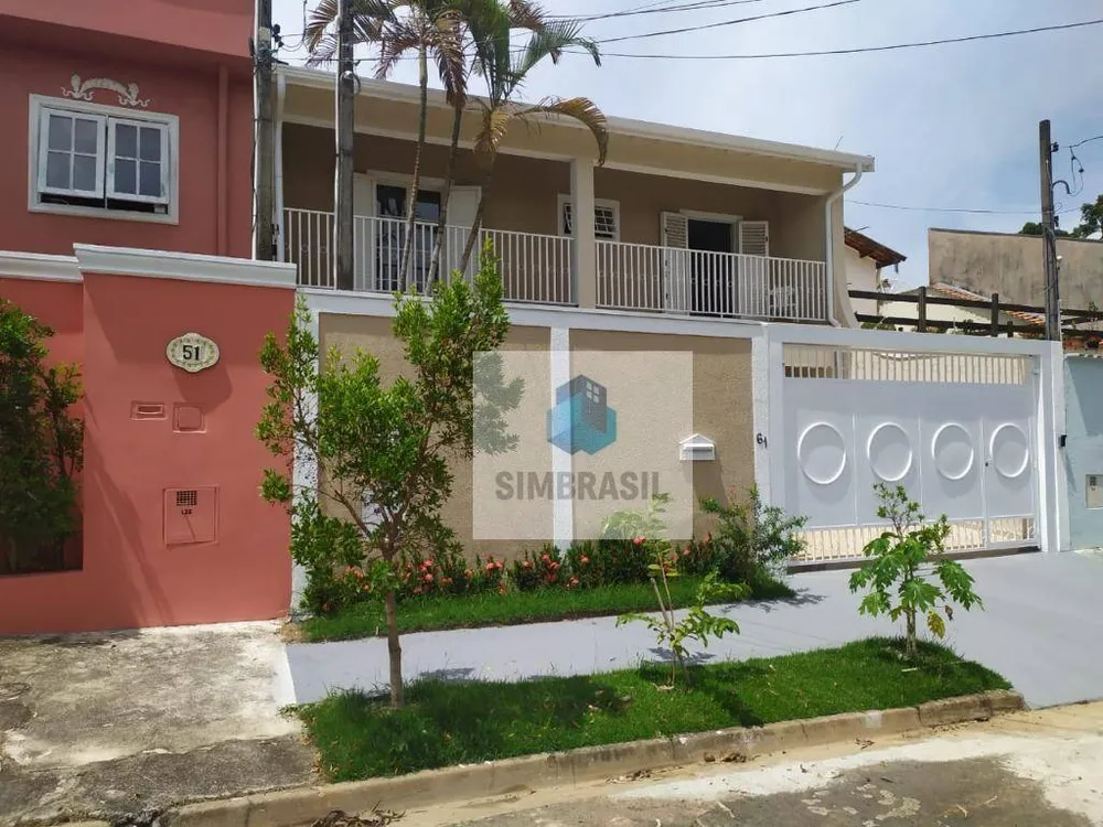 Casa, 3 quartos, 227 m² - Foto 2