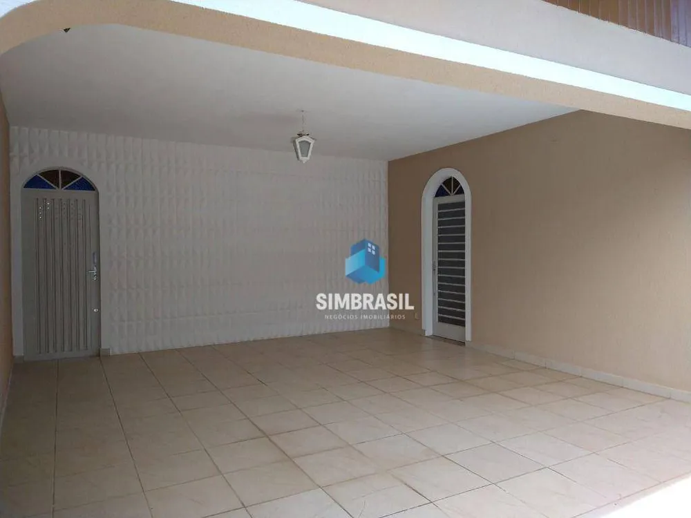 Casa, 3 quartos, 194 m² - Foto 2