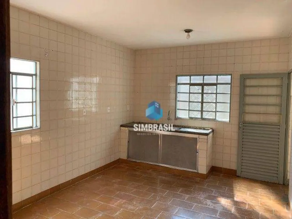Casa, 3 quartos, 250 m² - Foto 1