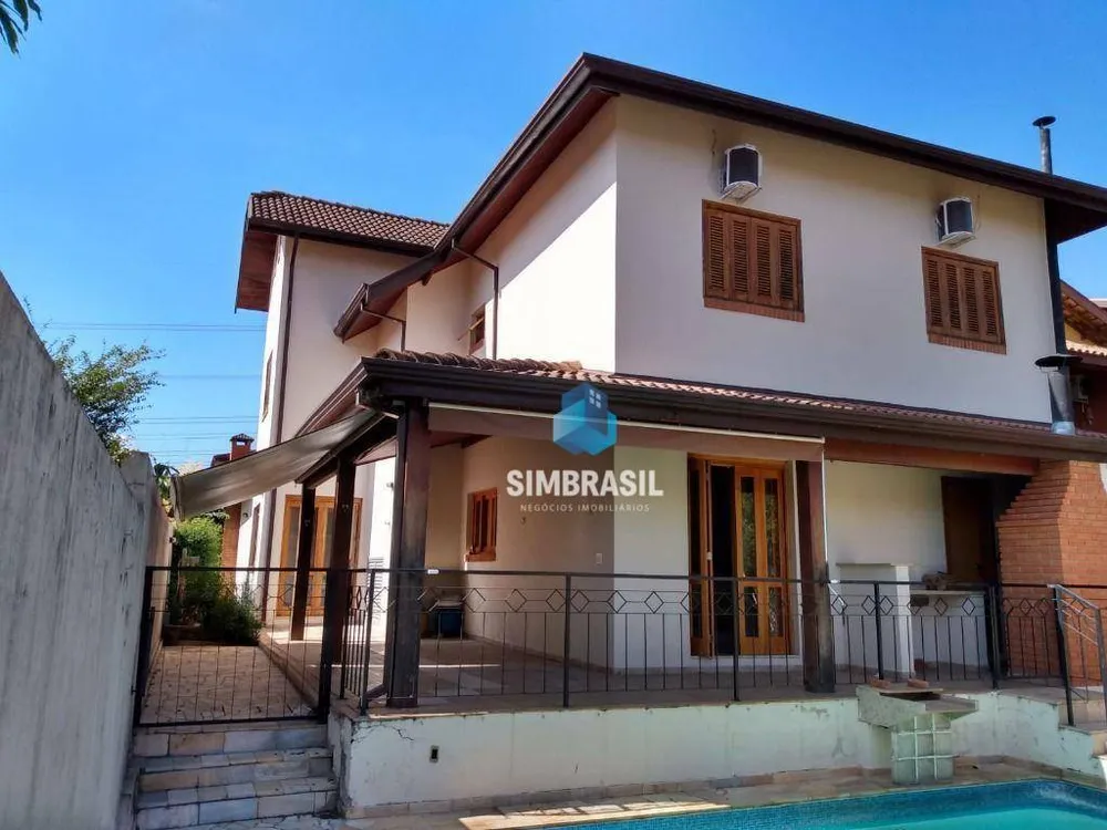 Casa, 5 quartos, 330 m² - Foto 1