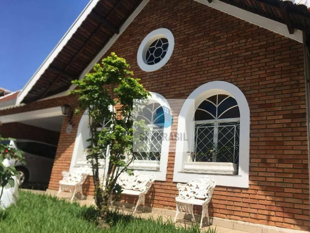 Casa, 3 quartos, 268 m² - Foto 1