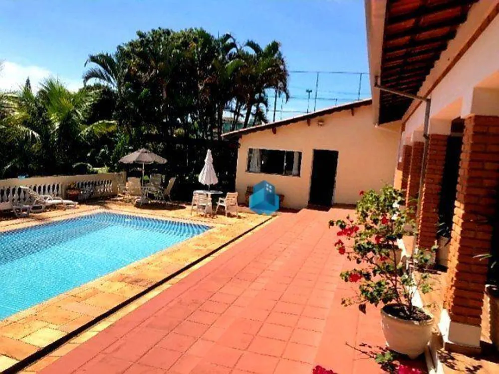 Chácara, 5 quartos, 2500 m² - Foto 2
