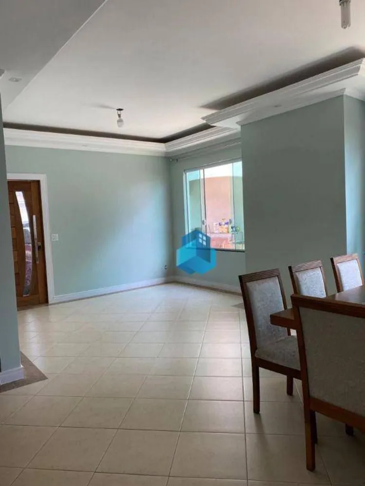 Casa, 4 quartos, 160 m² - Foto 4