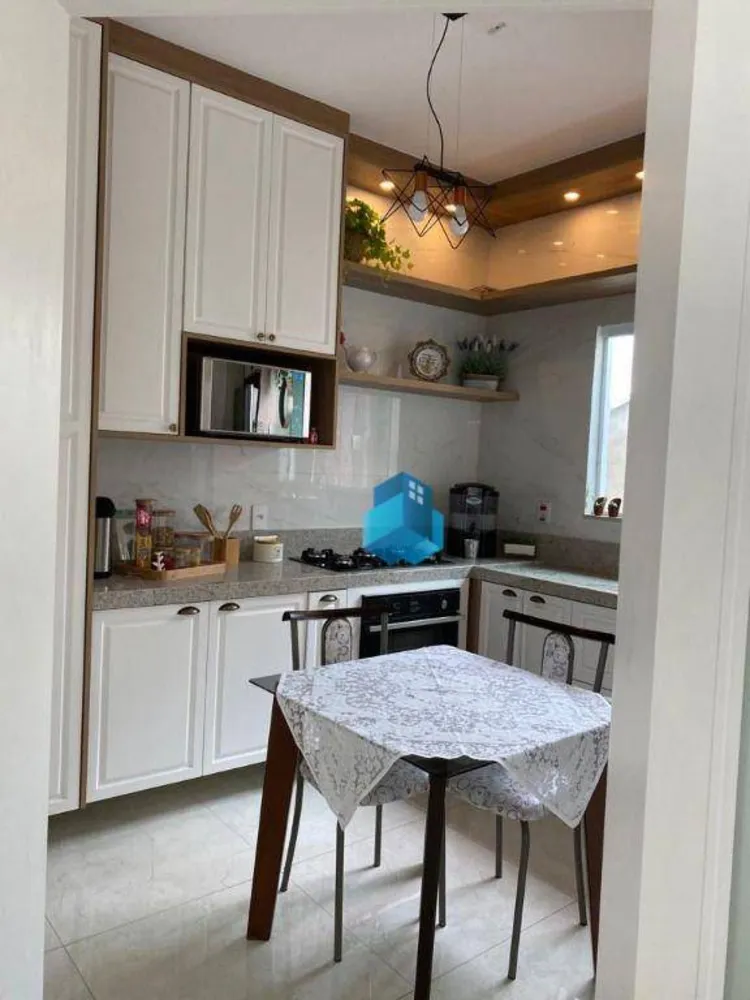 Casa, 4 quartos, 160 m² - Foto 1