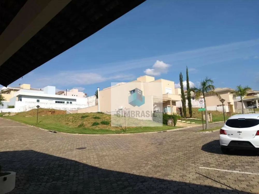 Loteamento e Condomínio, 380 m² - Foto 1