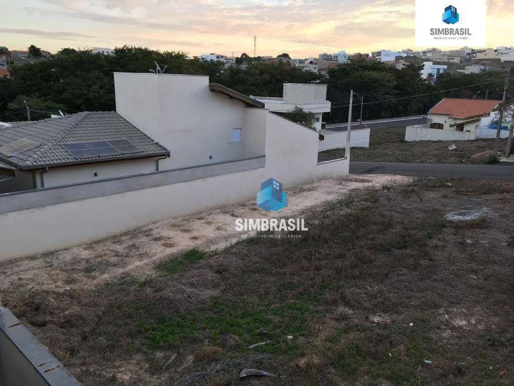Loteamento e Condomínio, 250 m² - Foto 1