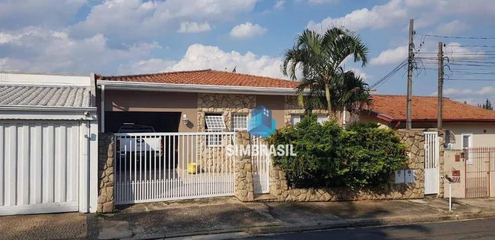 Casa, 4 quartos, 174 m² - Foto 1
