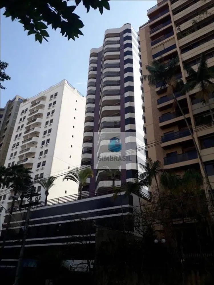 Apartamento, 3 quartos, 220 m² - Foto 2