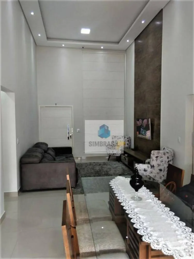 Casa, 3 quartos, 250 m² - Foto 3