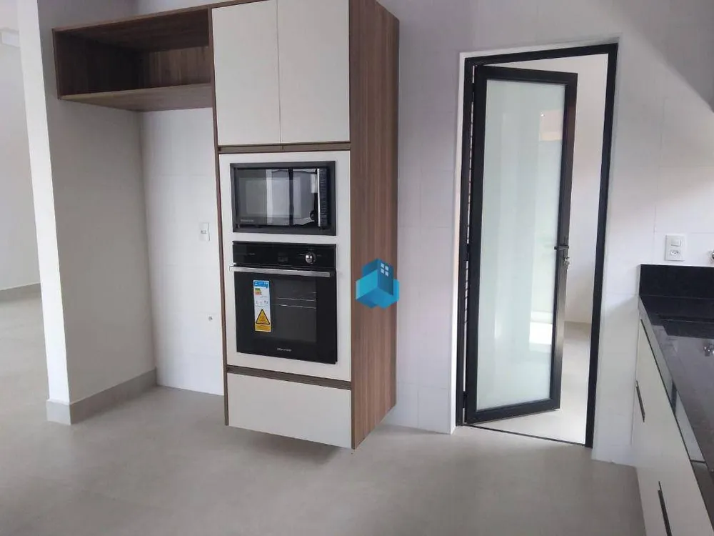 Casa, 3 quartos, 330 m² - Foto 3