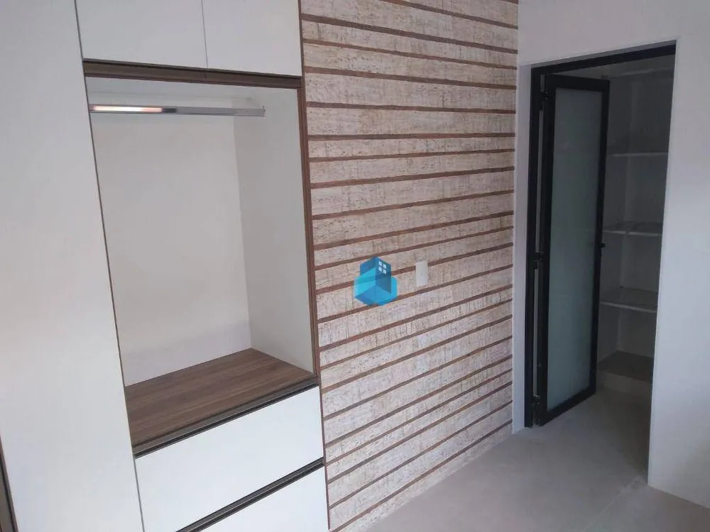 Casa, 3 quartos, 330 m² - Foto 2