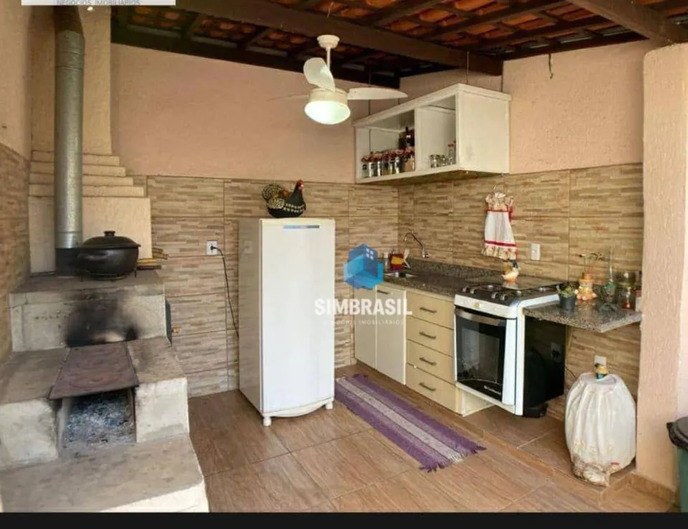 Casa, 3 quartos, 158 m² - Foto 2