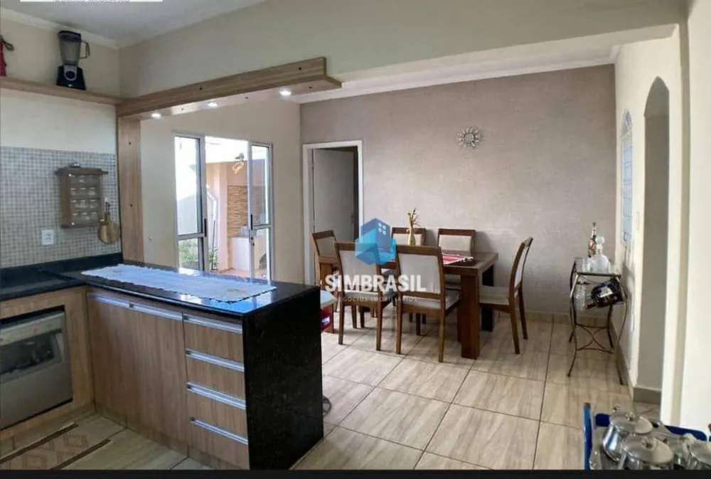 Casa, 3 quartos, 158 m² - Foto 1