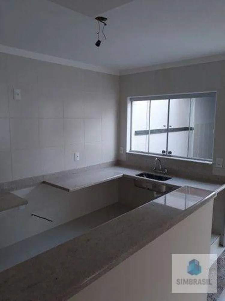 Casa, 4 quartos, 175 m² - Foto 3