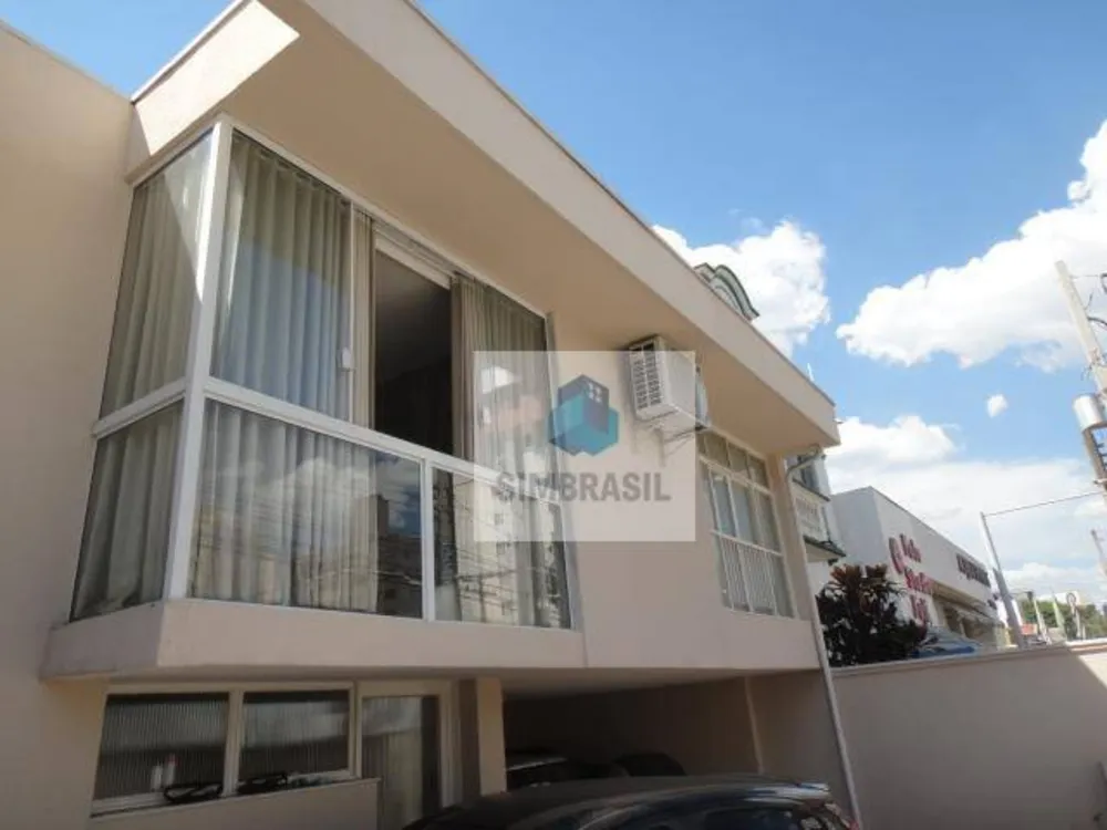 Casa, 4 quartos, 327 m² - Foto 2