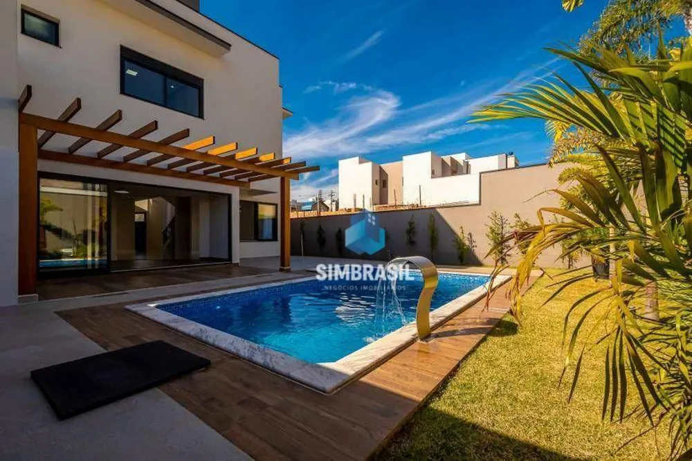 Casa, 3 quartos, 261 m² - Foto 2