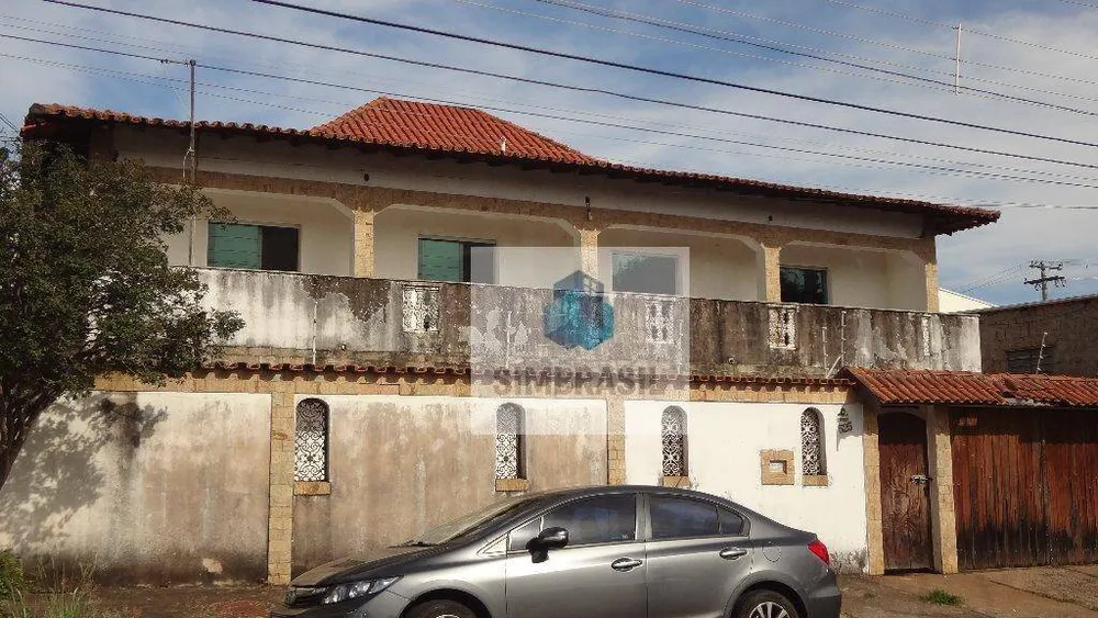 Casa, 4 quartos, 309 m² - Foto 1