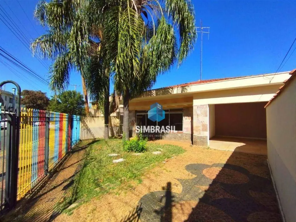 Casa, 3 quartos, 250 m² - Foto 1
