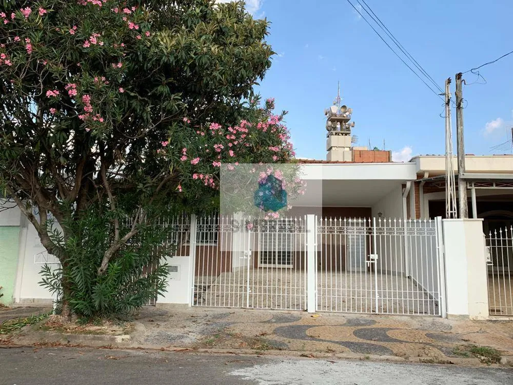 Casa, 3 quartos, 196 m² - Foto 2