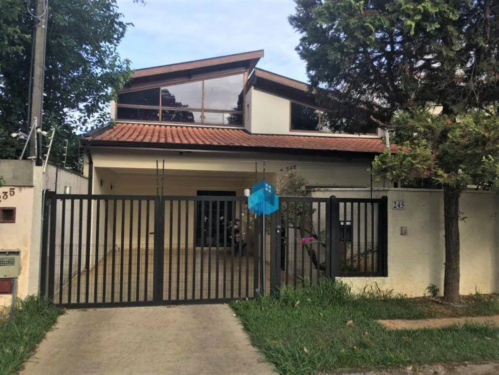 Casa, 3 quartos, 200 m² - Foto 2