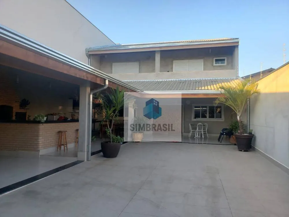 Casa, 2 quartos, 200 m² - Foto 1
