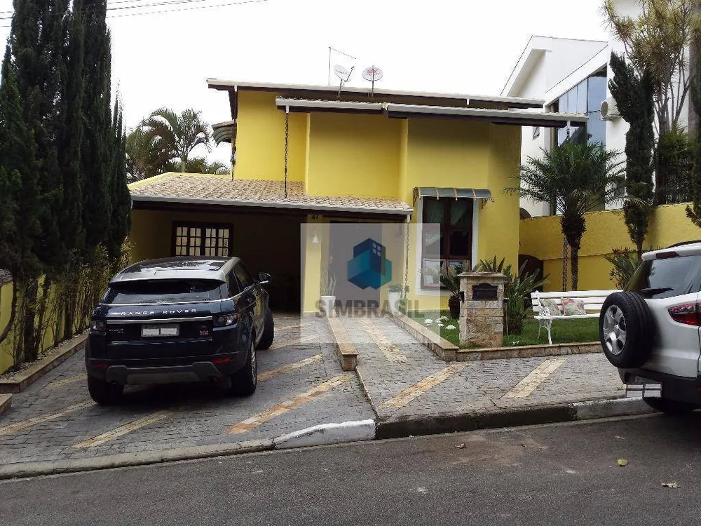 Casa, 3 quartos, 227 m² - Foto 1