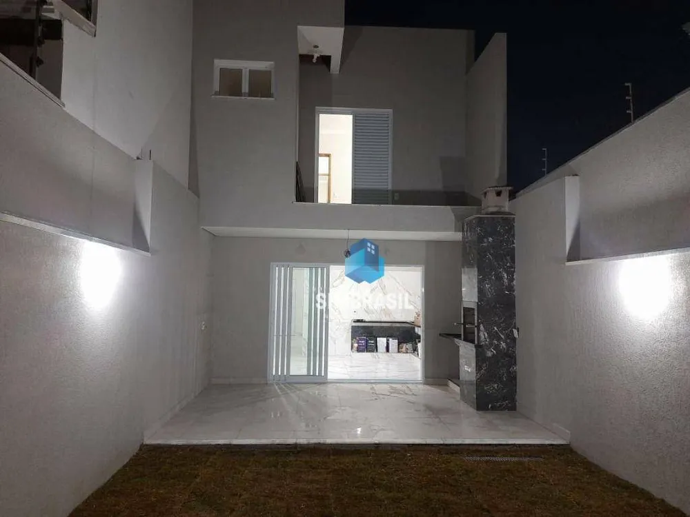 Casa, 3 quartos, 105 m² - Foto 2