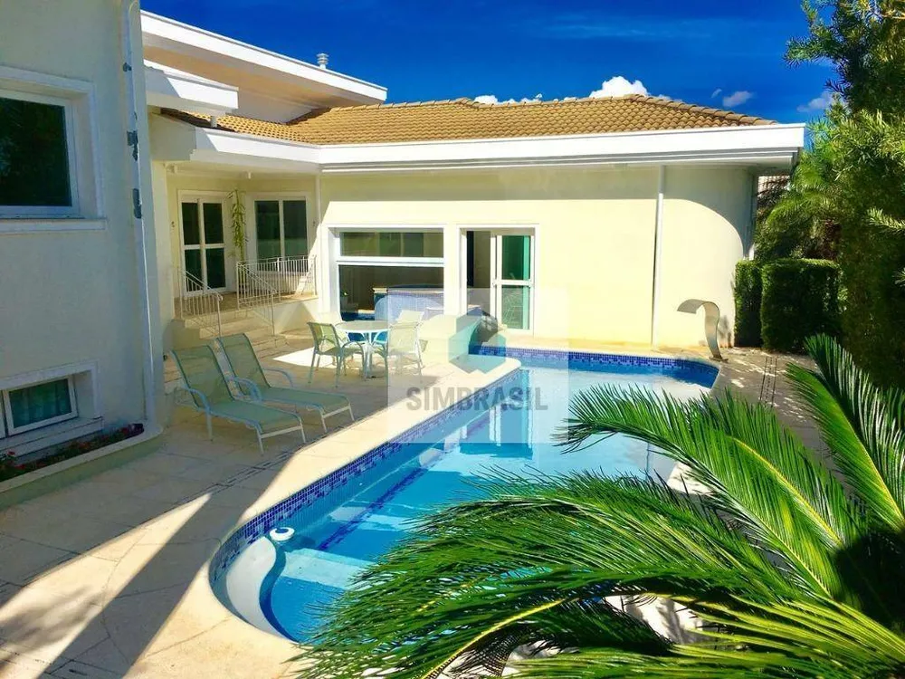 Casa, 6 quartos, 650 m² - Foto 1