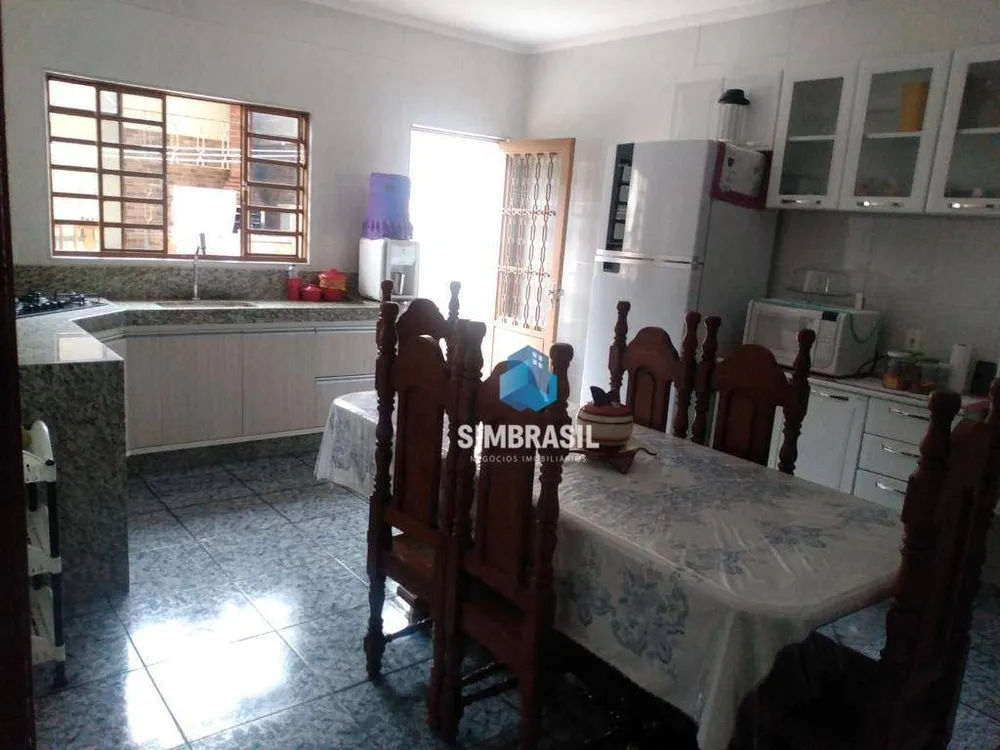 Casa, 2 quartos, 205 m² - Foto 1