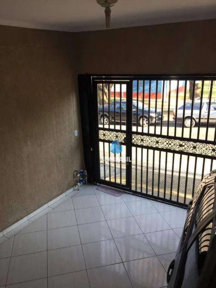 Sobrado, 5 quartos, 248 m² - Foto 2