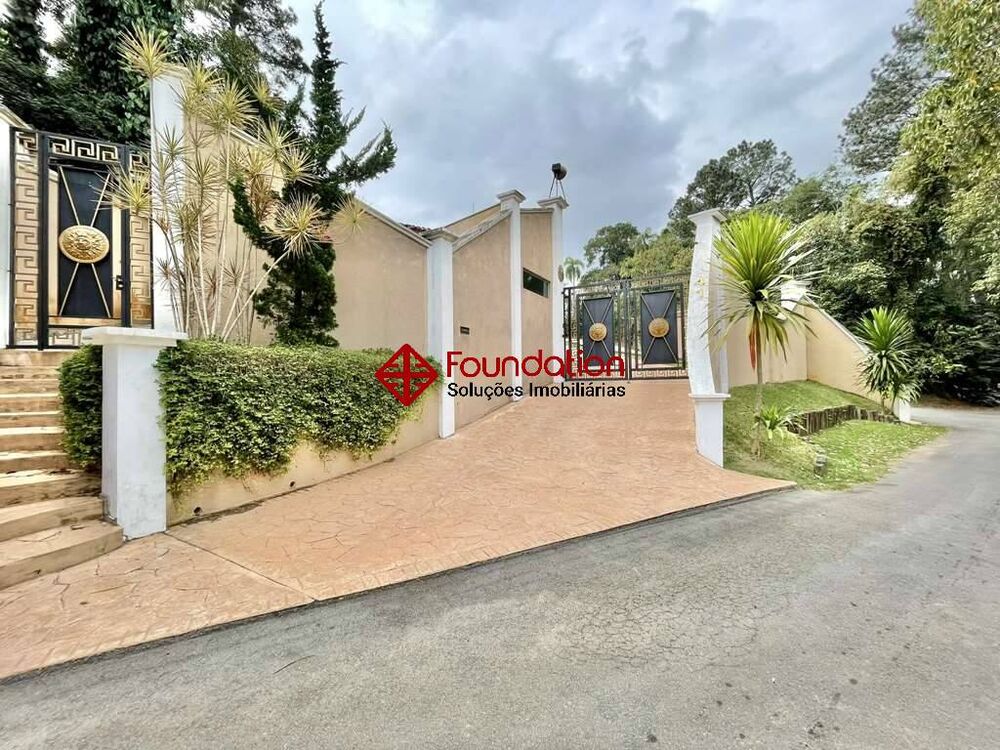 Casa de Condomínio à venda com 1 quarto, 1634m² - Foto 2