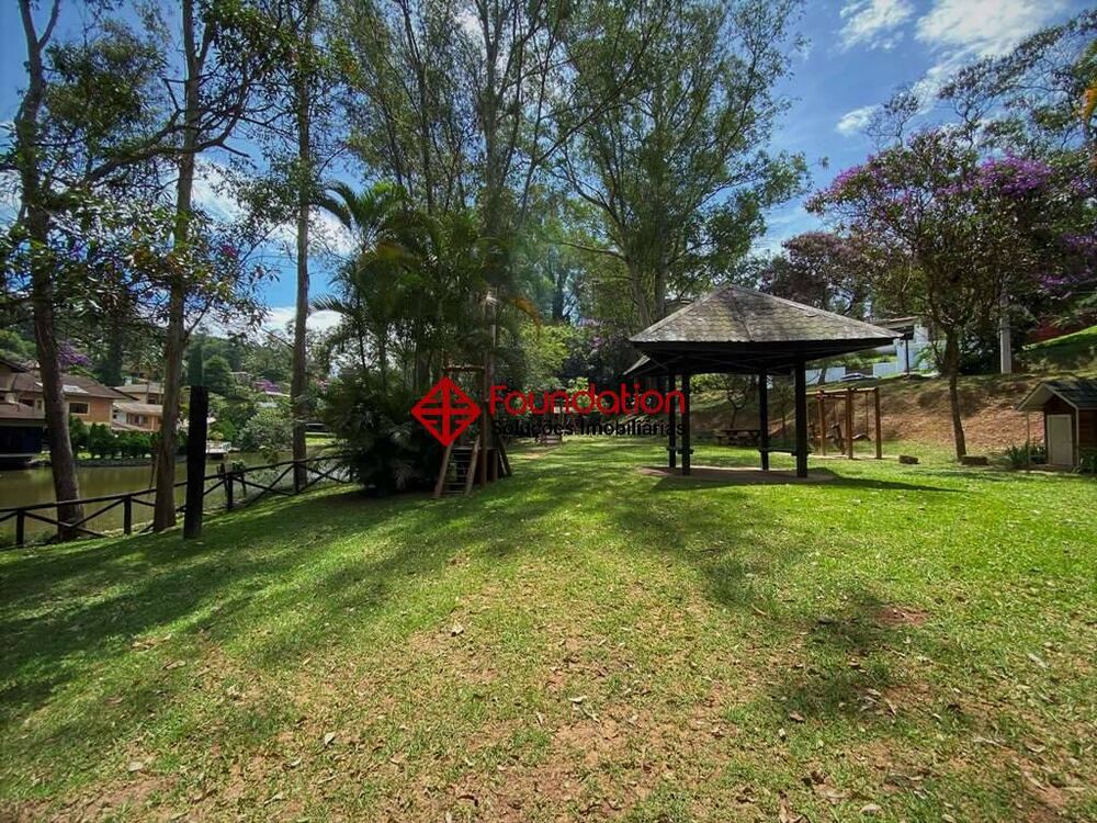 Casa de Condomínio à venda com 4 quartos, 488m² - Foto 1