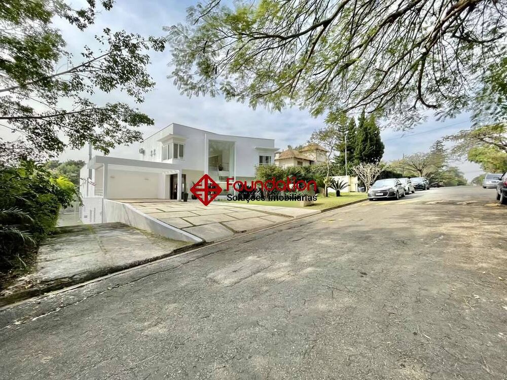 Casa de Condomínio à venda com 4 quartos, 488m² - Foto 2