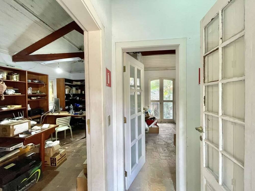 Casa à venda com 3 quartos, 363m² - Foto 38