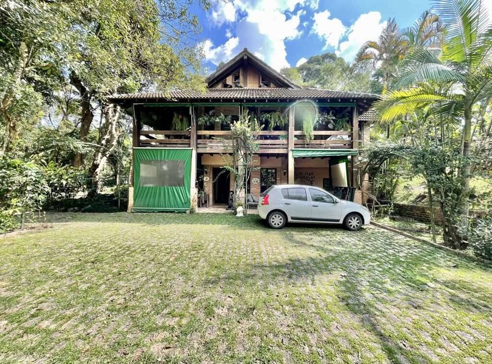 Casa à venda com 3 quartos, 363m² - Foto 23