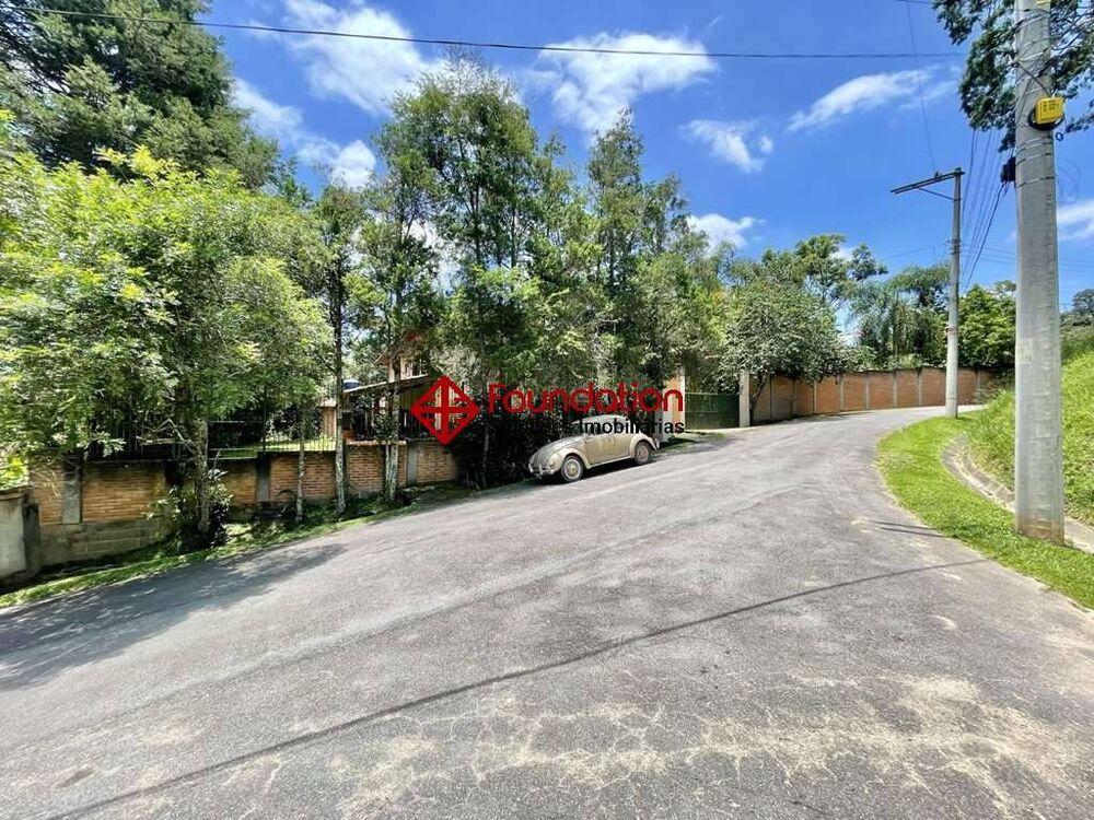 Casa de Condomínio à venda com 7 quartos, 610m² - Foto 1