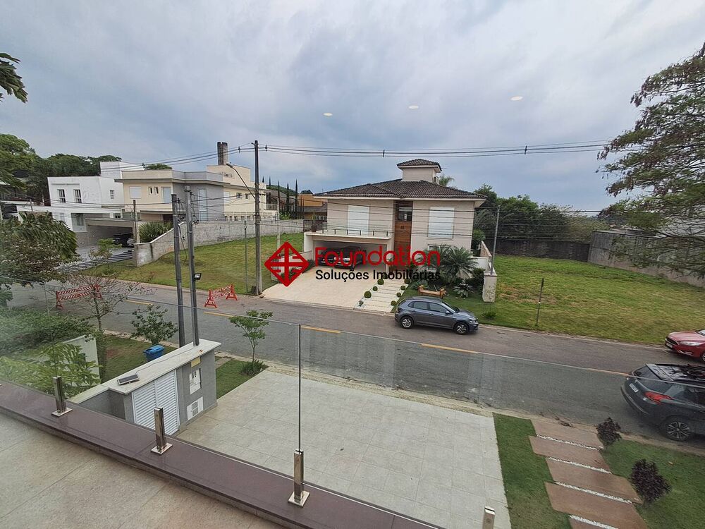Casa de Condomínio à venda com 4 quartos, 356m² - Foto 1