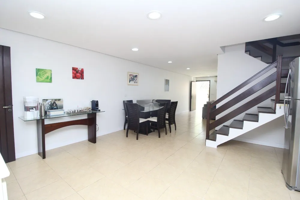 Casa, 3 quartos, 180 m² - Foto 2